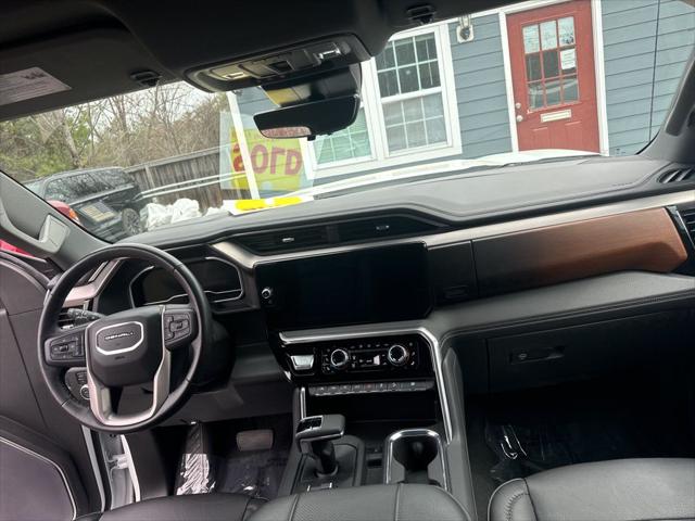 2023 GMC Sierra 1500 4WD Crew Cab Short Box Denali