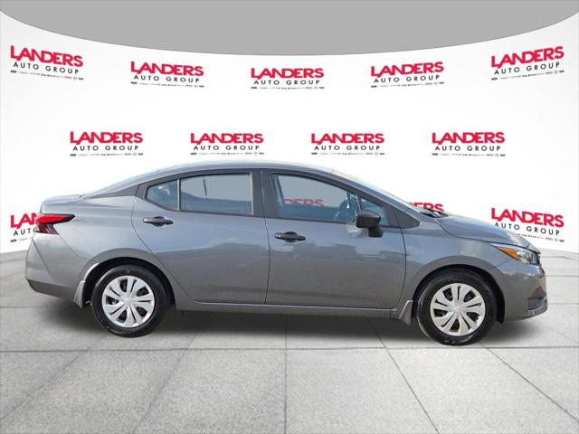 2025 Nissan Versa 1.6 S