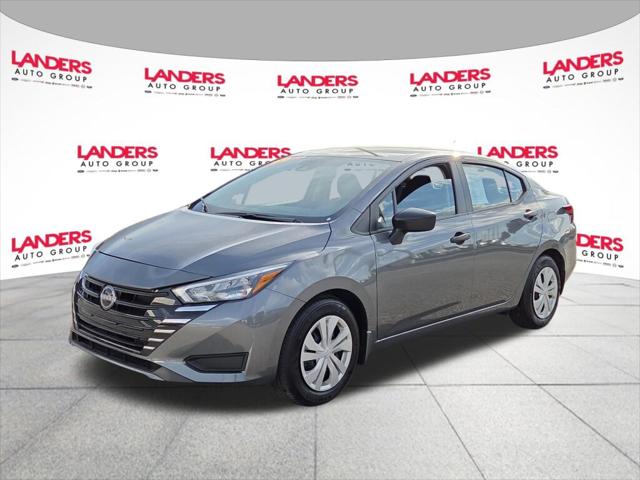 2025 Nissan Versa 1.6 S