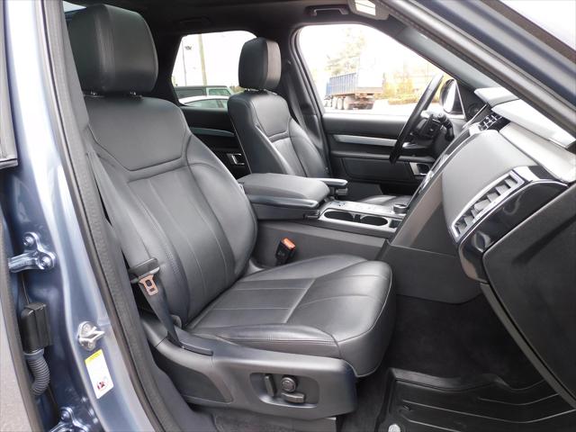 2020 Land Rover Discovery Landmark Edition