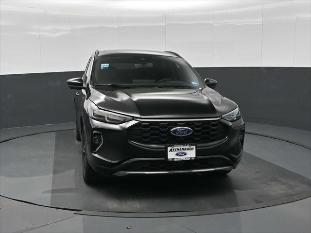 2023 Ford Escape ST-Line Elite