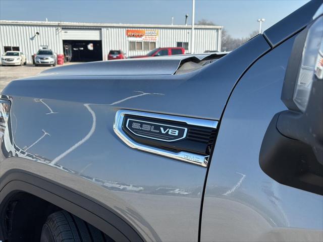 2025 GMC Sierra 1500 2WD Crew Cab Short Box SLT