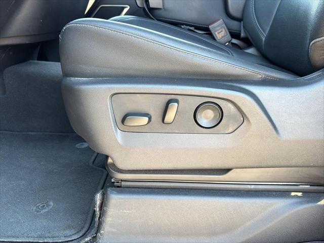 2025 GMC Sierra 1500 2WD Crew Cab Short Box SLT