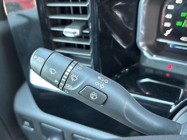 2025 GMC Sierra 1500 2WD Crew Cab Short Box SLT