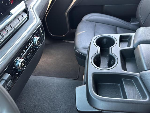2025 GMC Sierra 1500 2WD Crew Cab Short Box SLT