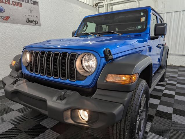 2025 Jeep Wrangler 4-Door Summit 4x4 2025 Jeep Wrangler 4-Door Summit 4x4