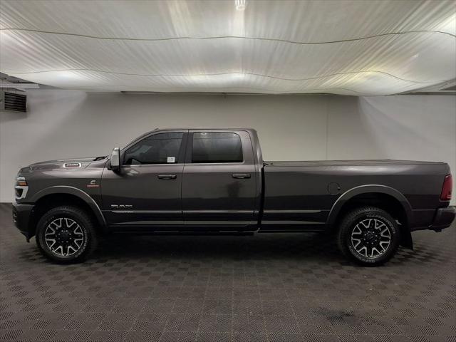 2026 Ram 3500 Limited Crew Cab 4x4 8' Box