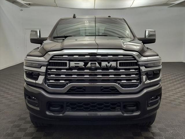 2026 Ram 3500 Limited Crew Cab 4x4 8' Box
