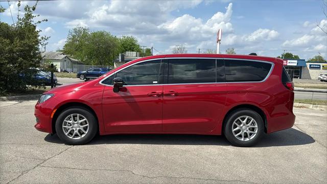 2026 Chrysler Voyager LX