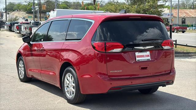 2026 Chrysler Voyager LX