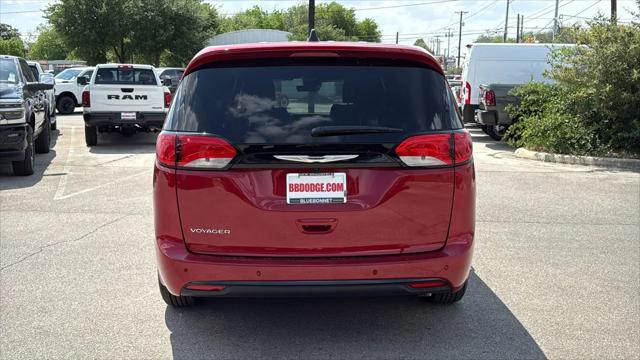 2026 Chrysler Voyager LX