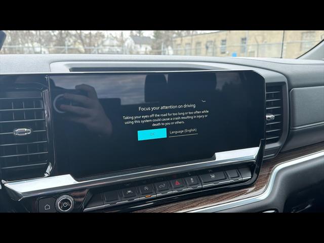 2026 Chevrolet Silverado 1500 4WD Crew Cab Short Bed RST