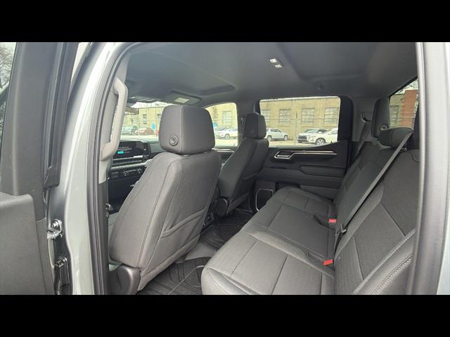 2026 Chevrolet Silverado 1500 4WD Crew Cab Short Bed RST
