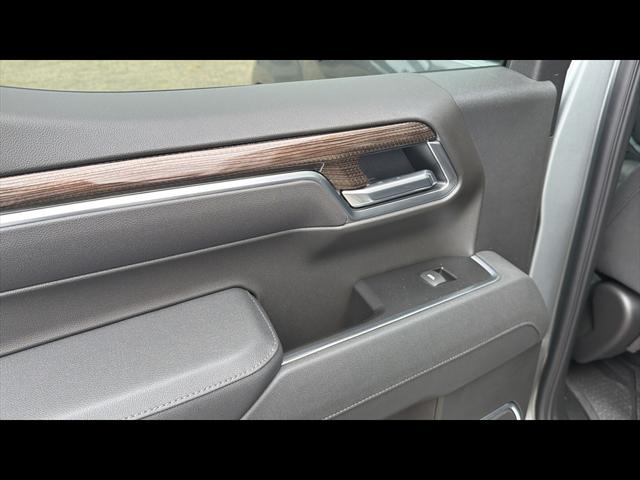 2026 Chevrolet Silverado 1500 4WD Crew Cab Short Bed RST