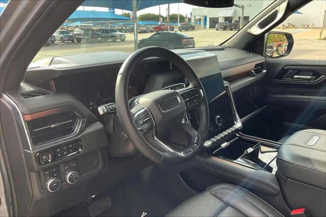 2025 GMC Yukon 4WD Denali