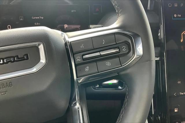 2025 GMC Yukon 4WD Denali
