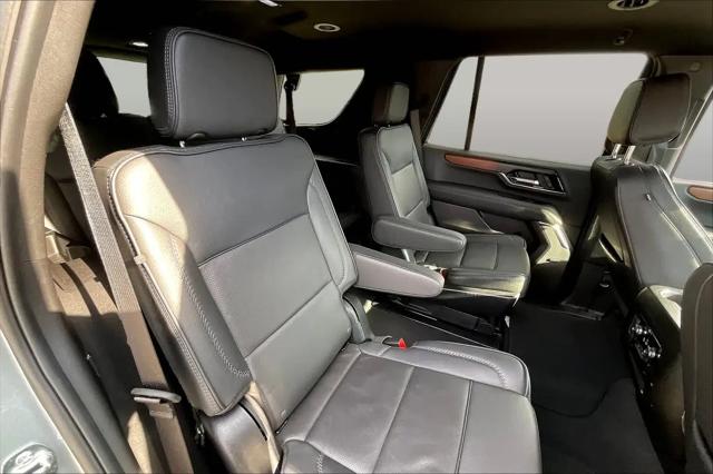 2025 GMC Yukon 4WD Denali