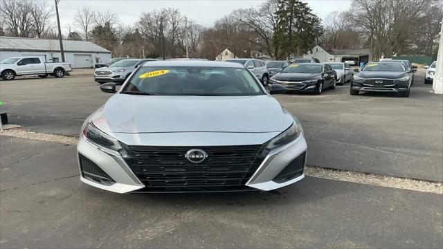 2024 Nissan Altima SV FWD