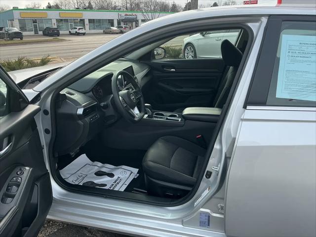 2024 Nissan Altima SV FWD