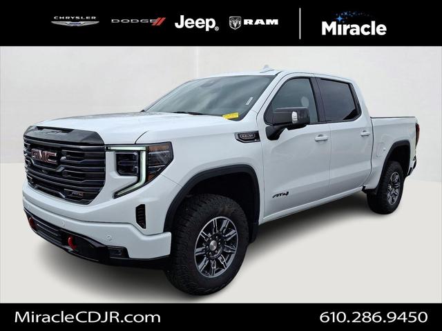 2025 GMC Sierra 1500 4WD Crew Cab Short Box AT4