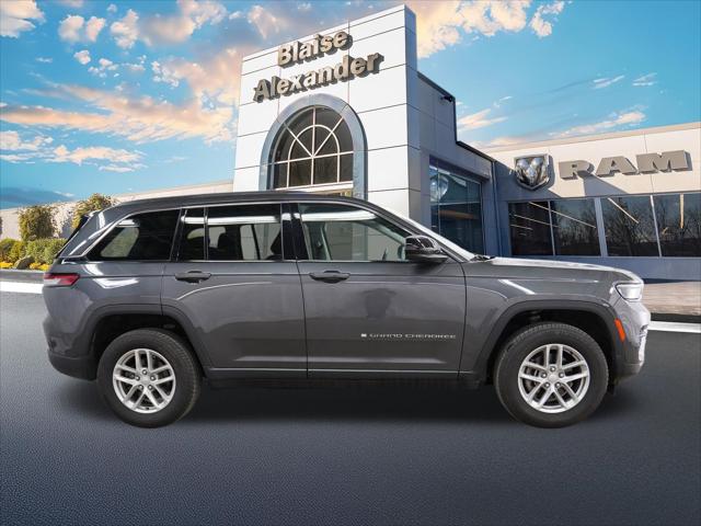 2023 Jeep Grand Cherokee Laredo X 4x4 2023 Jeep Grand Cherokee Laredo X 4x4