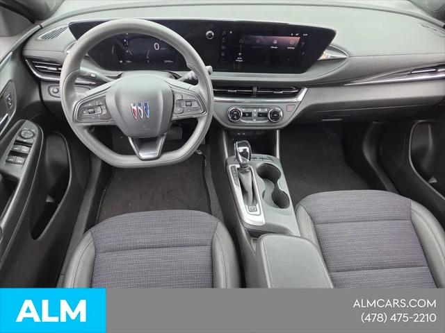 2025 Buick NV Preferred FWD