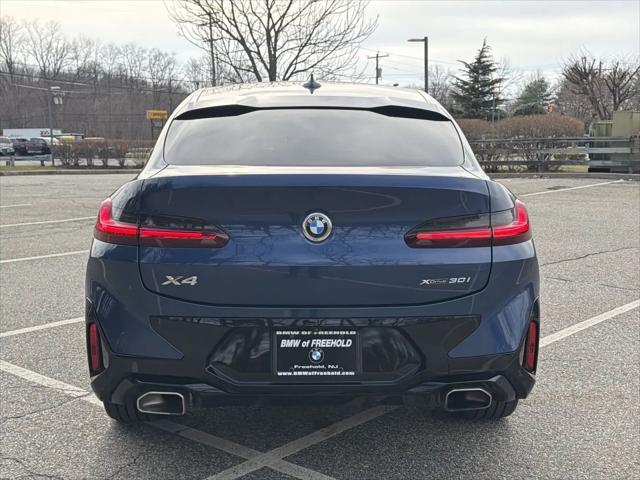 2022 BMW X4 xDrive30i