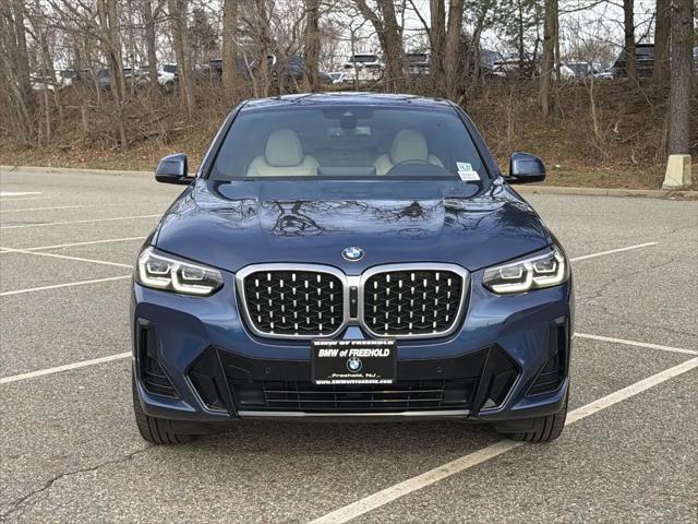 2022 BMW X4 xDrive30i