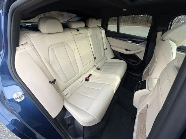 2022 BMW X4 xDrive30i