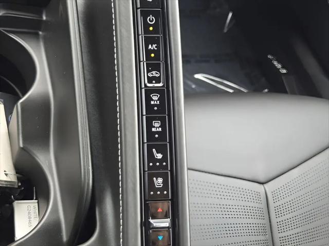 2022 Chevrolet Corvette Stingray RWD Convertible 3LT