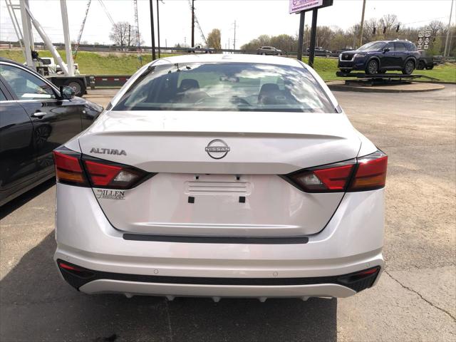 2025 Nissan Altima SV FWD