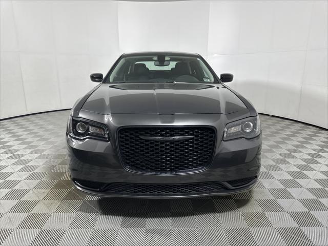 2023 Chrysler 300 Touring