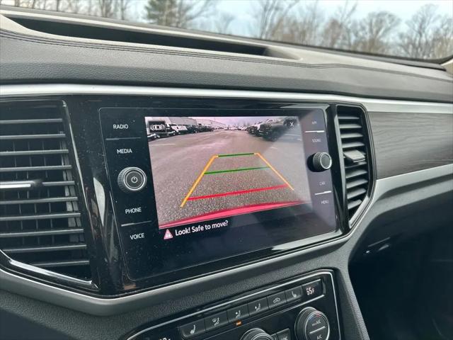 2022 Volkswagen Atlas 3.6L V6 SE w/Technology