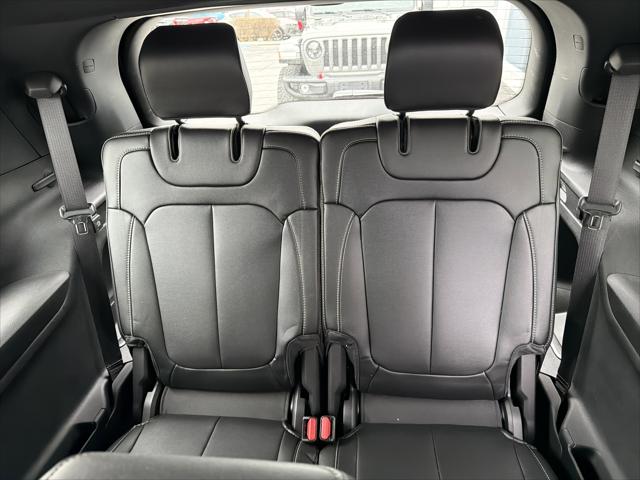 2025 Jeep Grand Cherokee L Limited 4x4