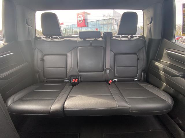 2025 GMC Sierra 1500 4WD Crew Cab Short Box SLT