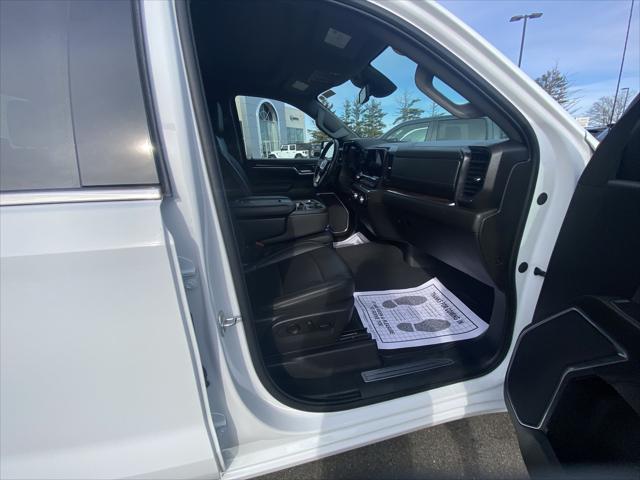2025 GMC Sierra 1500 4WD Crew Cab Short Box SLT