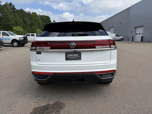 2024 Volkswagen Atlas Cross Sport 2.0T SE w/Technology