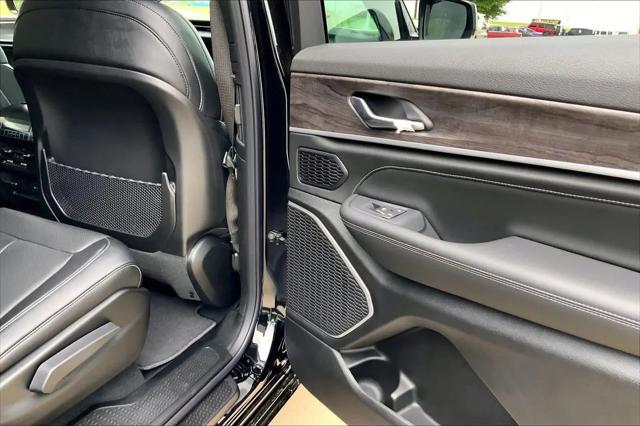 2026 Jeep Grand Cherokee L Limited Reserve