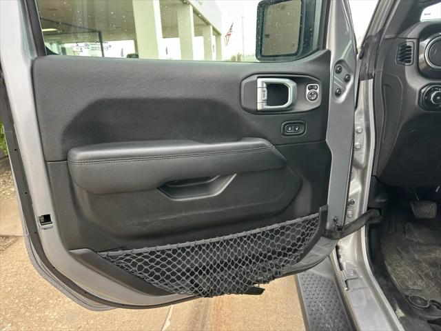 2020 Jeep Wrangler Unlimited Sahara Altitude