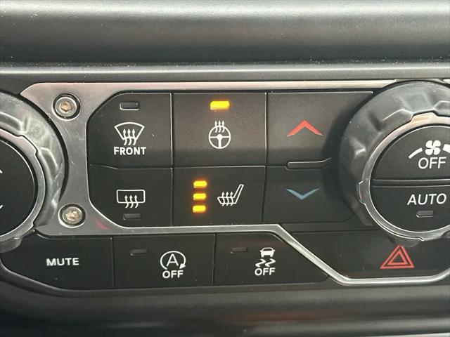 2020 Jeep Wrangler Unlimited Sahara Altitude