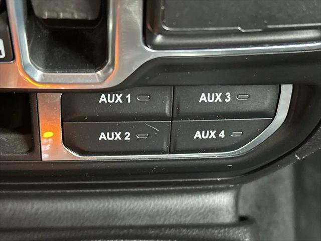 2020 Jeep Wrangler Unlimited Sahara Altitude