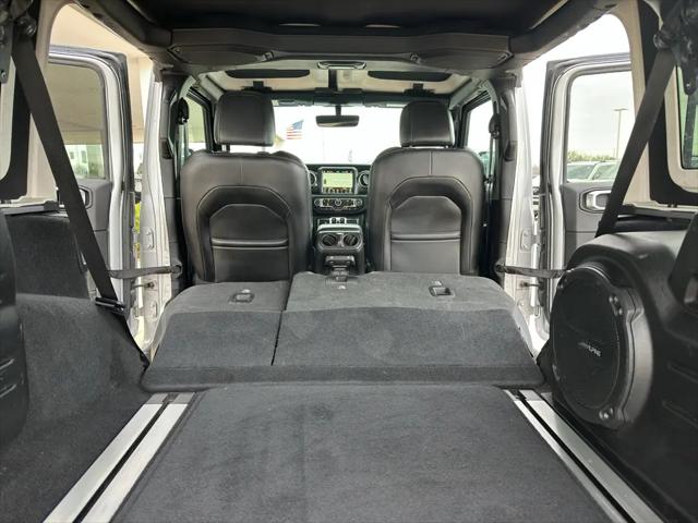 2020 Jeep Wrangler Unlimited Sahara Altitude
