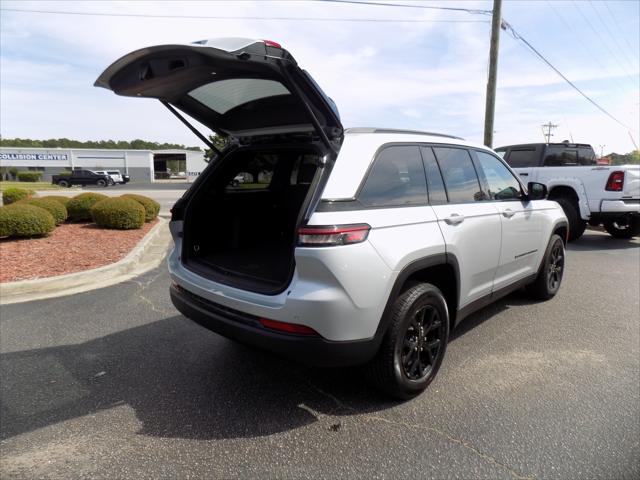 2024 Jeep Grand Cherokee Altitude X 4x2