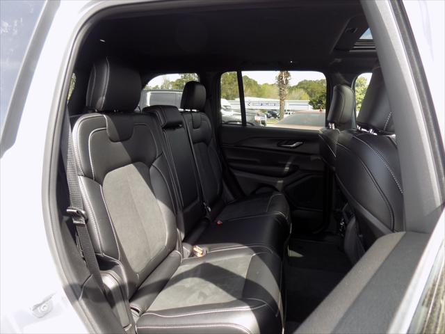 2024 Jeep Grand Cherokee Altitude X 4x2