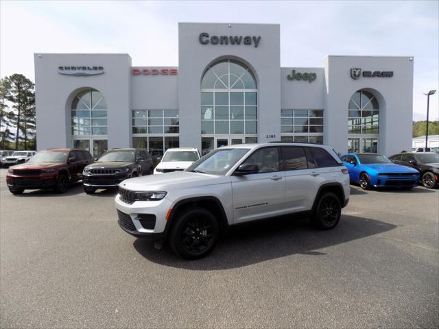 2024 Jeep Grand Cherokee Altitude X 4x2
