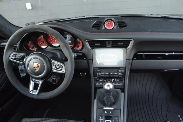 2018 Porsche 911 Carrera T