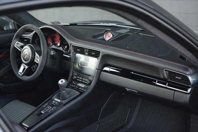 2018 Porsche 911 Carrera T