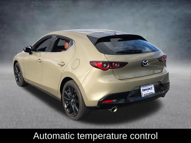 2024 Mazda Mazda3 2.5 Carbon Turbo