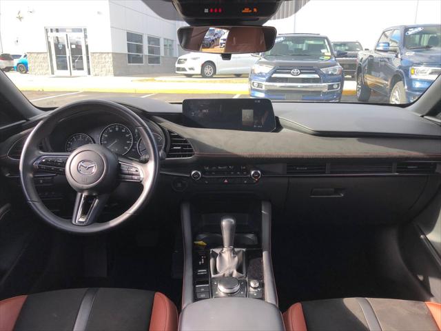 2024 Mazda Mazda3 2.5 Carbon Turbo