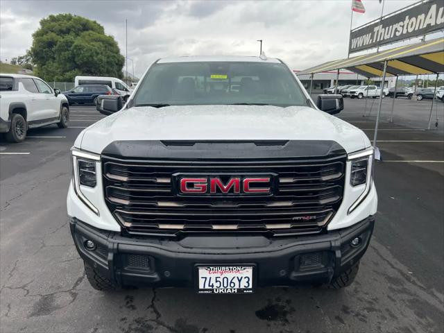 2024 GMC Sierra 1500 4WD Crew Cab Short Box AT4X